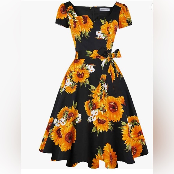 Girstumn Dresses & Skirts - Like NEW! Classic Tea Dress Short Sleeve Swing Cocktail Party Dress with Pockets